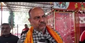 मंदिर में खंडित की गयी प्रतिमा