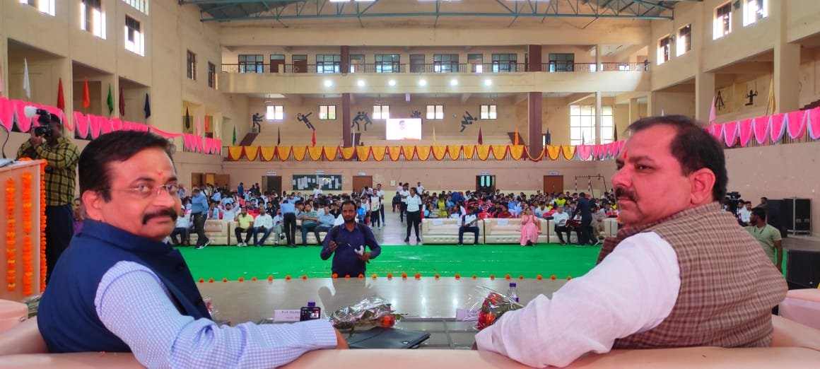 Ravi Sharma jhansi