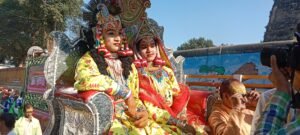 धूमधाम से निकली श्रीमद भागवत की शोभायात्रा