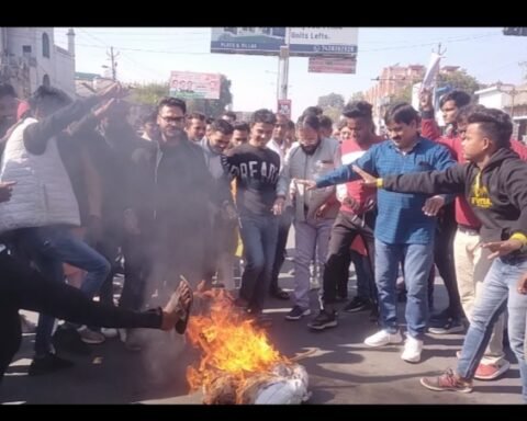 शाहरुख़ खान की फिल्म “पठान”