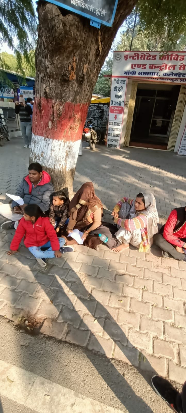 दबंगई से हलकान परिवार