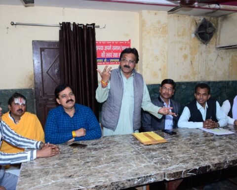 लक्ष्मीतालाब विवाद
