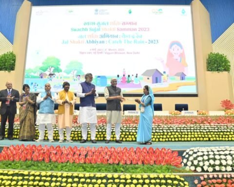 बुंदेलखंड जलसहेलियों को राष्ट्रपति ने किया सम्मानित