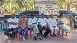 किन्नर जीवन पर चित्रकला प्रदर्शनी