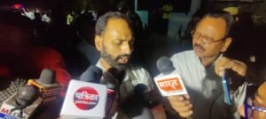 गुलाम के परिजन पहुंचे झांसी