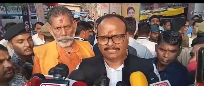 उपमुख्यमंत्री बृजेश पाठक