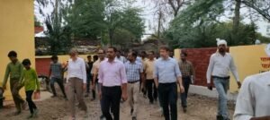 जालौन में डेनमार्क से आयी टीम