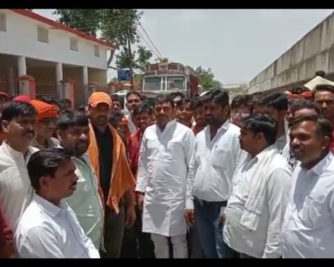 बबीना विधायक राजीव सिंह पारीछा