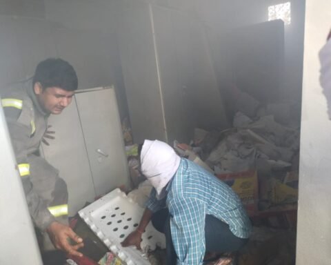सीएमओ ऑफिस में लगी आग