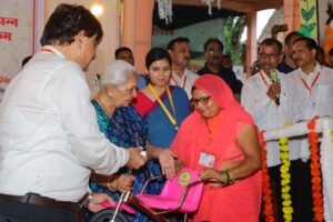 राज्यपाल आनंदीबेन पटेल