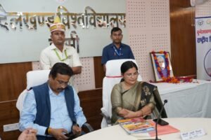 कुलपति डॉ. मुकेश पाण्डेय