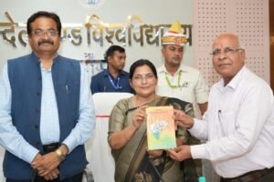 कुलपति डॉ. मुकेश पाण्डेय