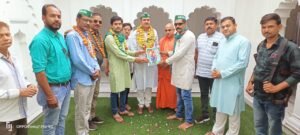 झांसी 18 सितंबर । भारतीय हलधर किसान यूनियन के राष्ट्रीय उपाध्यक्ष और बुंदेलखंड क्षेत्र के नव नियुक्त प्रभारी अरविंद वशिष्ठ ने कहा कि इस मंच से किसानों की हितों की लड़ाई हर स्तर पर लड़ी जायेगी। भारतीय हलधर किसान यूनियन 