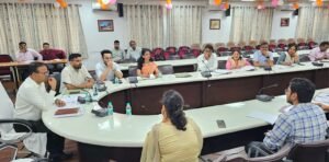  जिला पुस्तकालय समिति