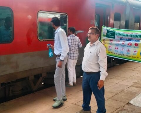 स्वच्छ रेलगाड़ी दिवस