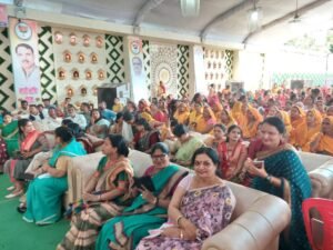 झांसी की प्रभारी मंत्री बेबी रानी मौर्य