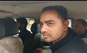 संदिग्ध दलाल हिरासत में