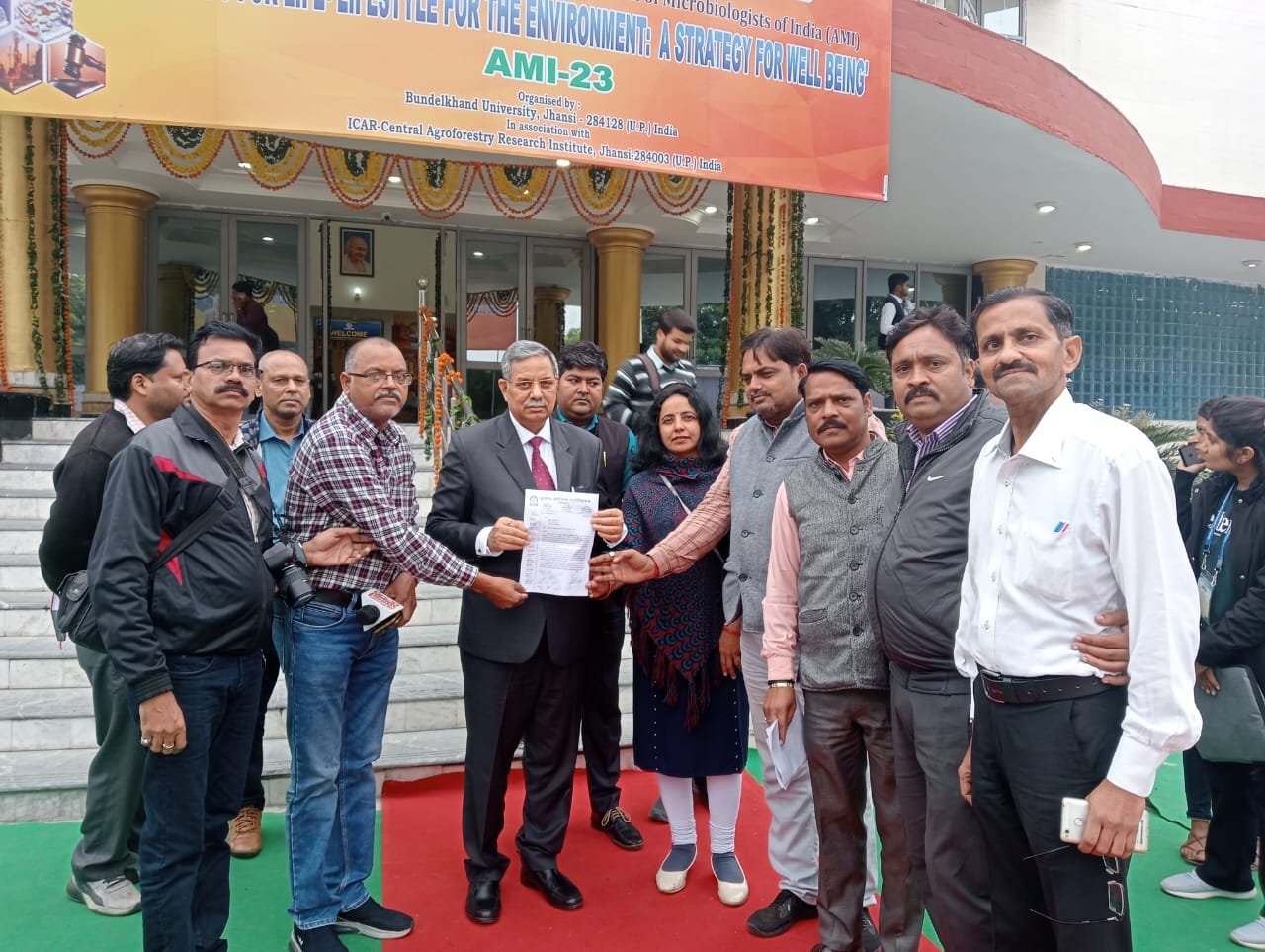 उपजा ने सौंपा ज्ञापन