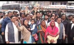 ग्रासलैंड कर्मचारियों का प्रदर्शन 