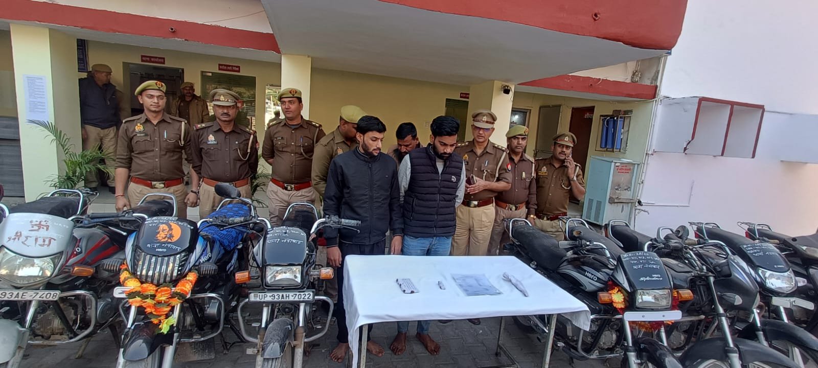 दो पहिया वाहन चोरों पर शिकंजा