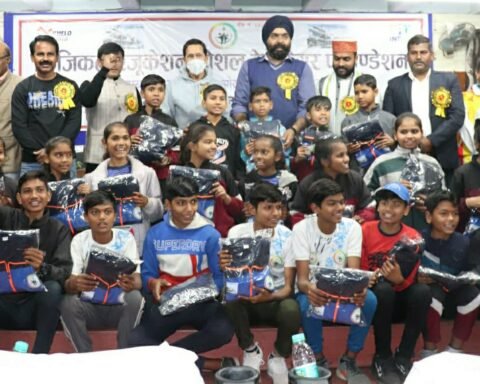 खिलाड़ियों का किया गया सम्मान