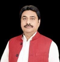 झांसी 03 मार्च । बुंदेलखंड के झांसी जिले में पिछले तीन दिनों से हो रही बेमौसमी बारिश और ओलावृष्टि से किसानों को हुए फसल नष्ट होने के कारण व्यापक स्तर पर हुए नुकसान के मद्देनजर झांसी सदर विधायक रवि शर्मा और बबीना विधायक राजीव सिंह पारीछा ने किसानों की मदद को लेकर मुख्यमंत्री योगी आदित्यनाथ को रविवार को पत्र लिखा।