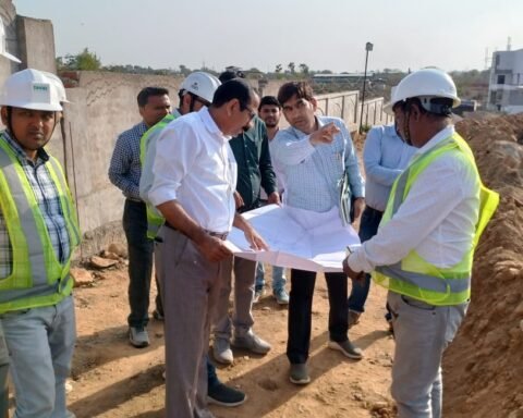 झांसी मंडलायुक्त