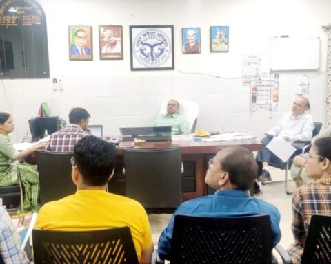 स्वास्थ्य विभाग की बैठक