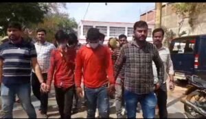 लुटेरे पुलिस के शिकंजे में