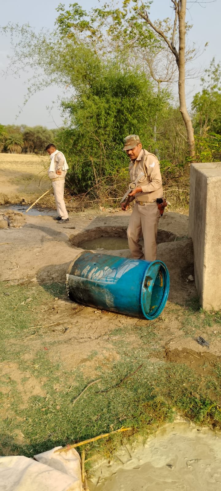 आबकारी विभाग छापा