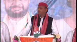 समाजवादी पार्टी के राष्ट्रीय अध्यक्ष अखिलेश यादव