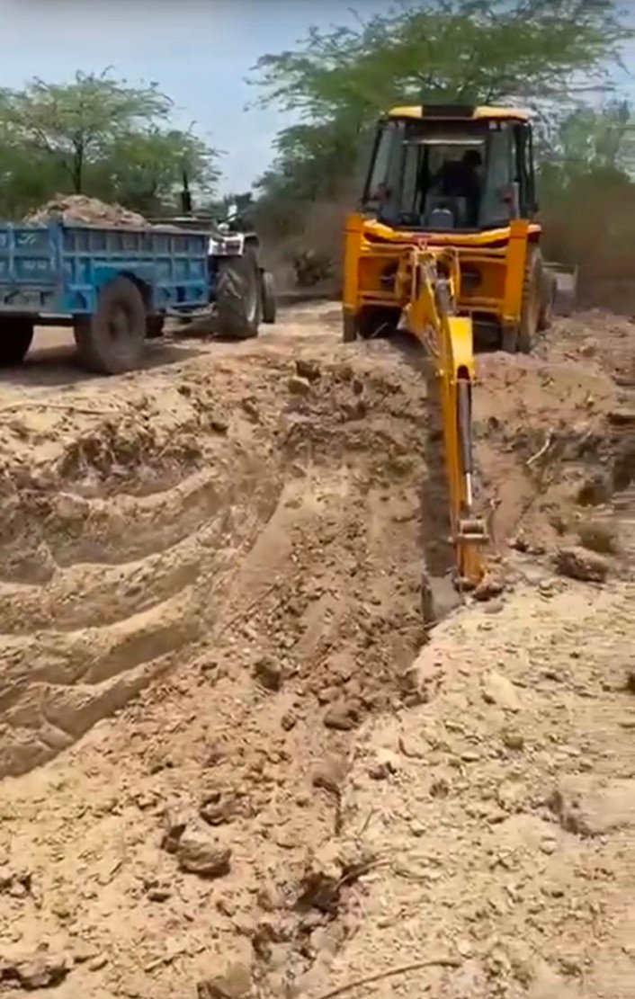 बेखौफ खनन माफिया