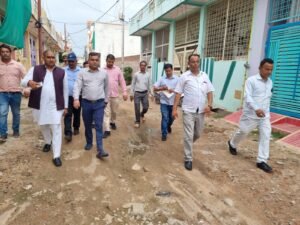 नगर आयुक्त सत्यप्रकाश
