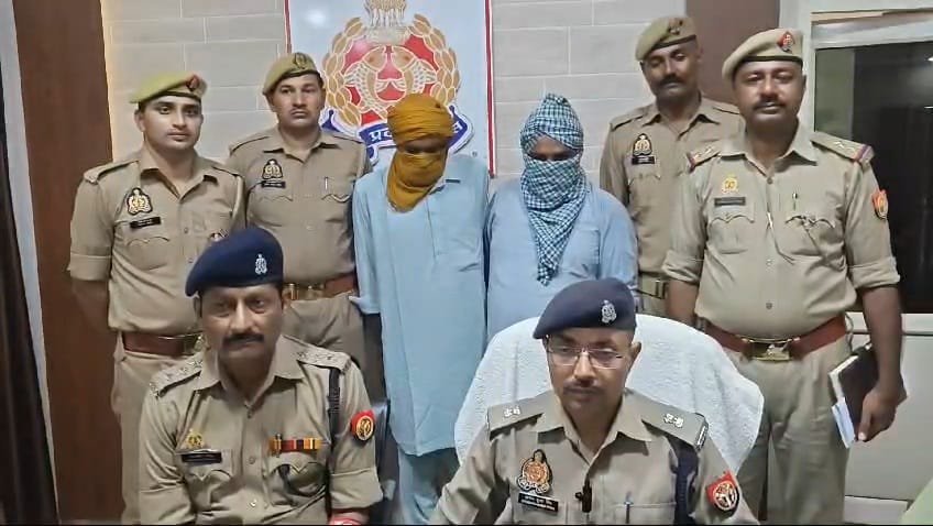 पुलिस ने पकड़ा गांजा