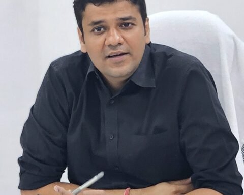 जिलाधिकारी ने दी चेतावनी