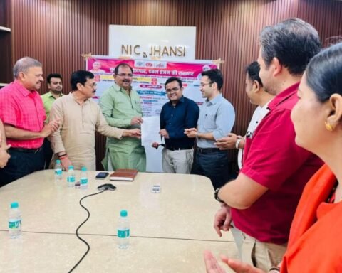 नियुक्ति पत्र बांटे