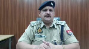 सात अपराधी गिरफ्तार