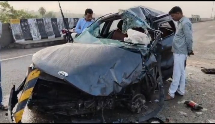 सड़क हादसे में दंपती की मौत