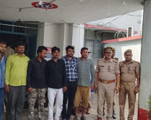 पुलिस ने धरे 06 जुआरी