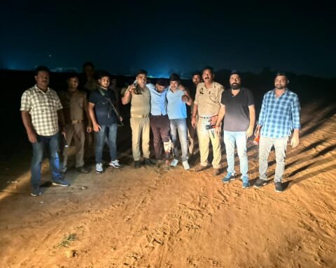 दो शातिर मुठभेड़ में गिरफ्तार
