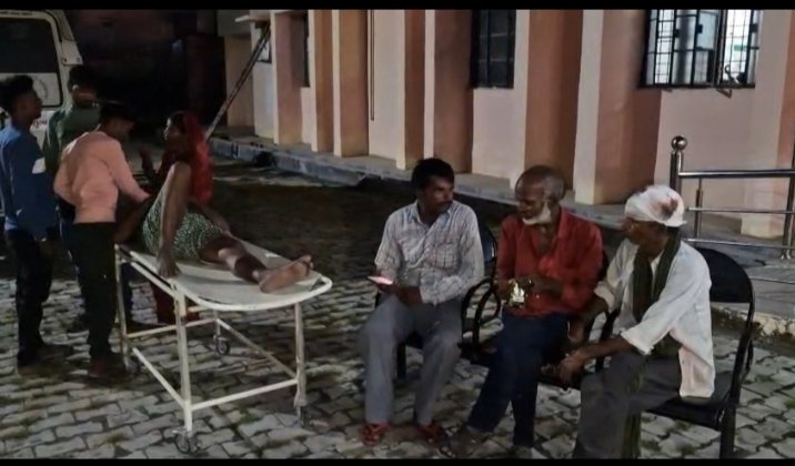 अर्थी को कंधा देने को लेकर विवाद