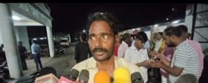 छात्रा ने लगायी फांसी