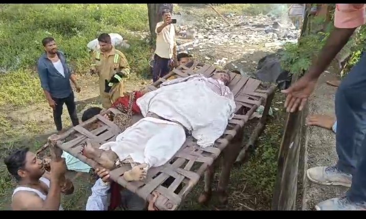 पटाखा फैक्ट्री में विस्फोट