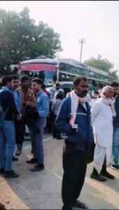 बस ने ऑटो में मारी टक्कर