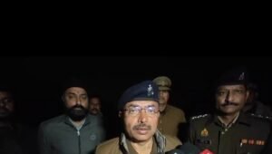 मुठभेड़ में गिरफ्तार