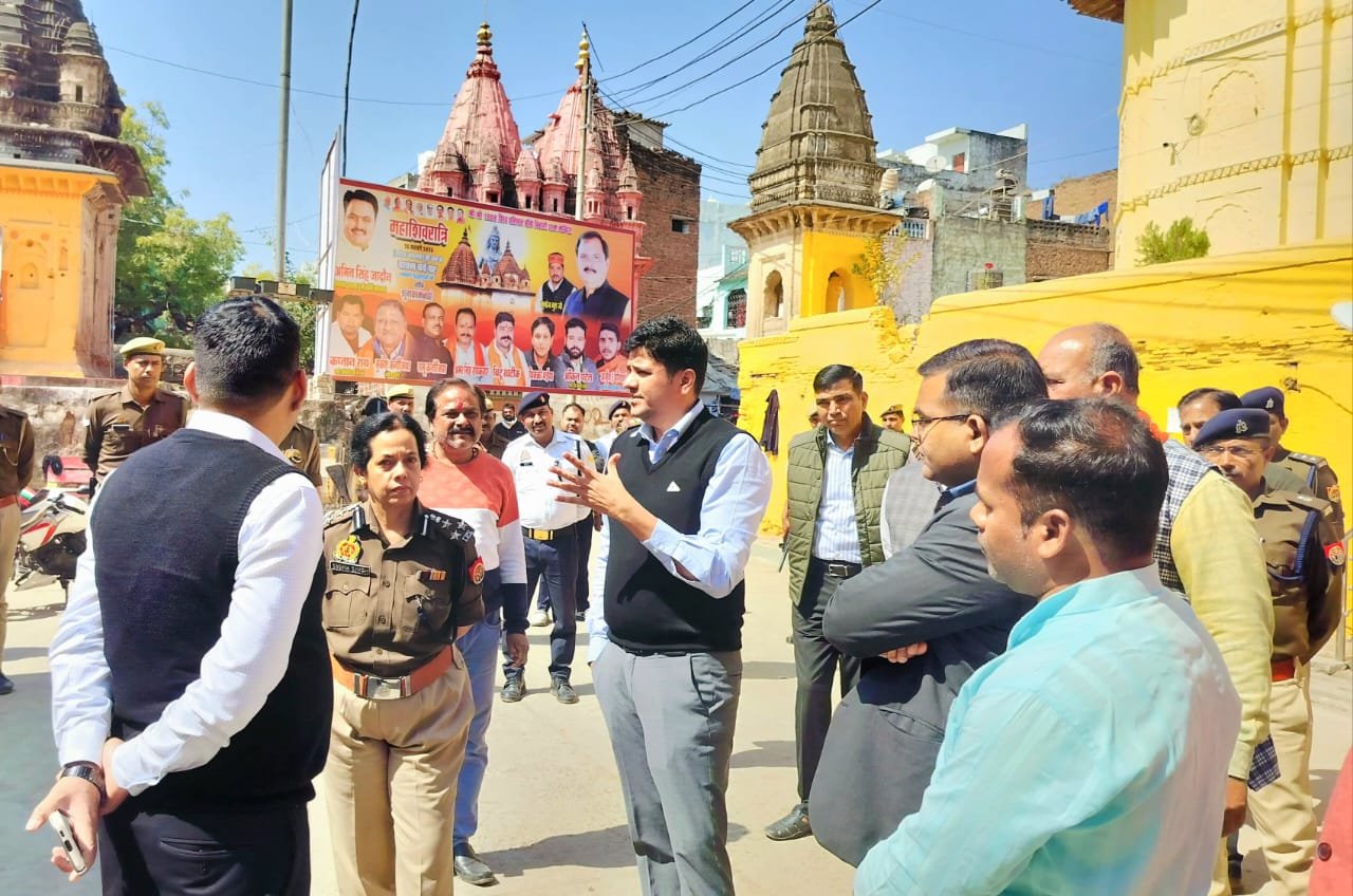 झांसी डीएम और एसएसपी