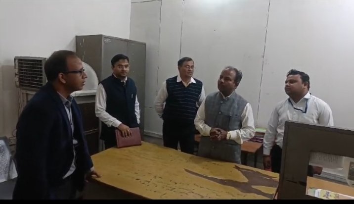 प्रमुख सचिव स्टाम्प