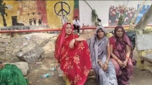युवक का शव