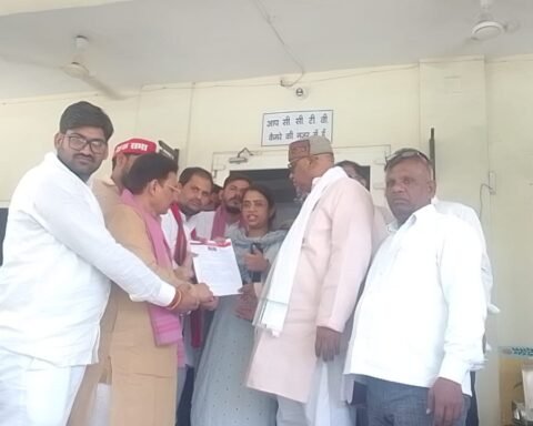 सपा ने सौंपा ज्ञापन