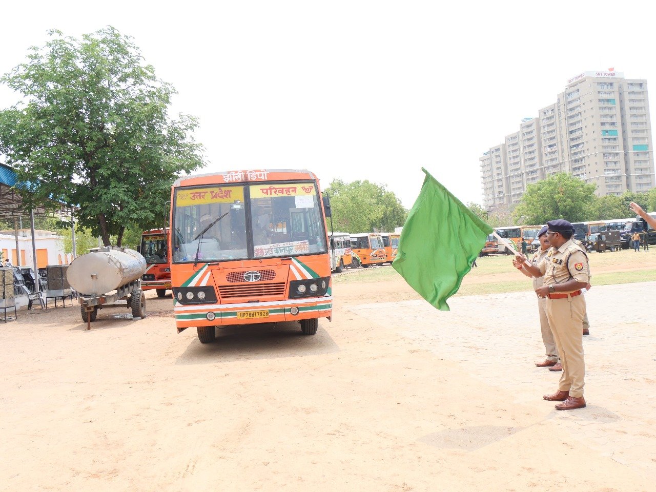 नए चयनित पुलिस अभ्यर्थी